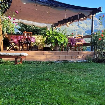 לינה וארוחת בוקר Beranui Casa Macianet מראה חיצוני תמונה