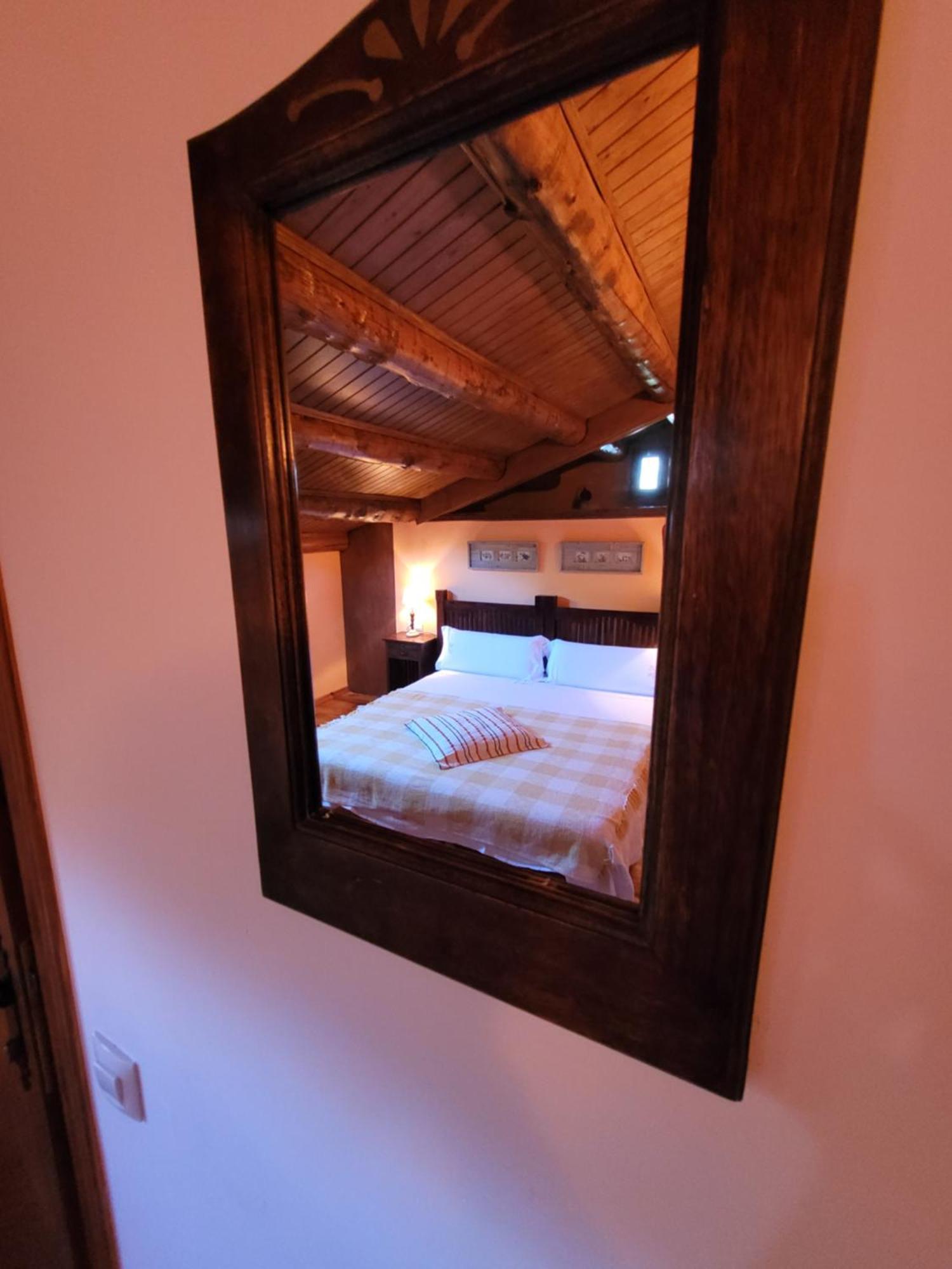 לינה וארוחת בוקר Beranui Casa Macianet חדר תמונה