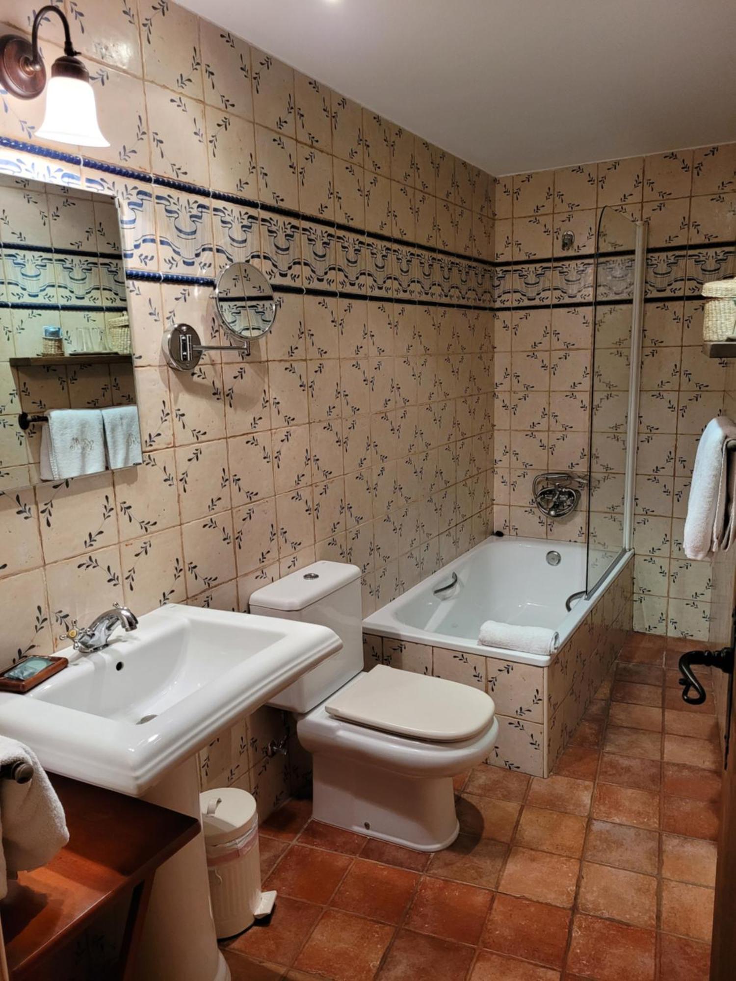 לינה וארוחת בוקר Beranui Casa Macianet חדר תמונה