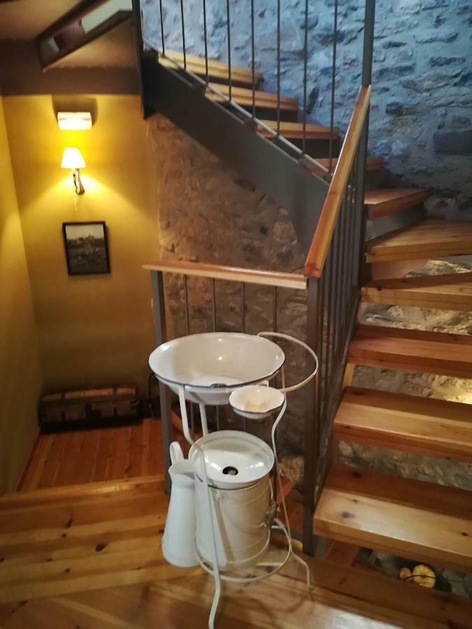 לינה וארוחת בוקר Beranui Casa Macianet מראה חיצוני תמונה